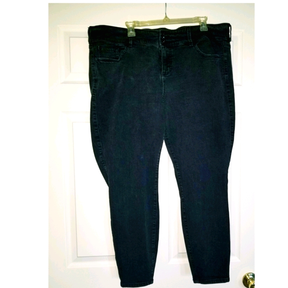 Torrid Jeans Black Denim Size 22 Jeggings